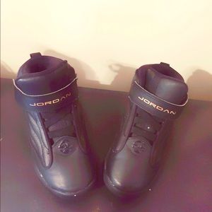 Jordans for Boy size 10